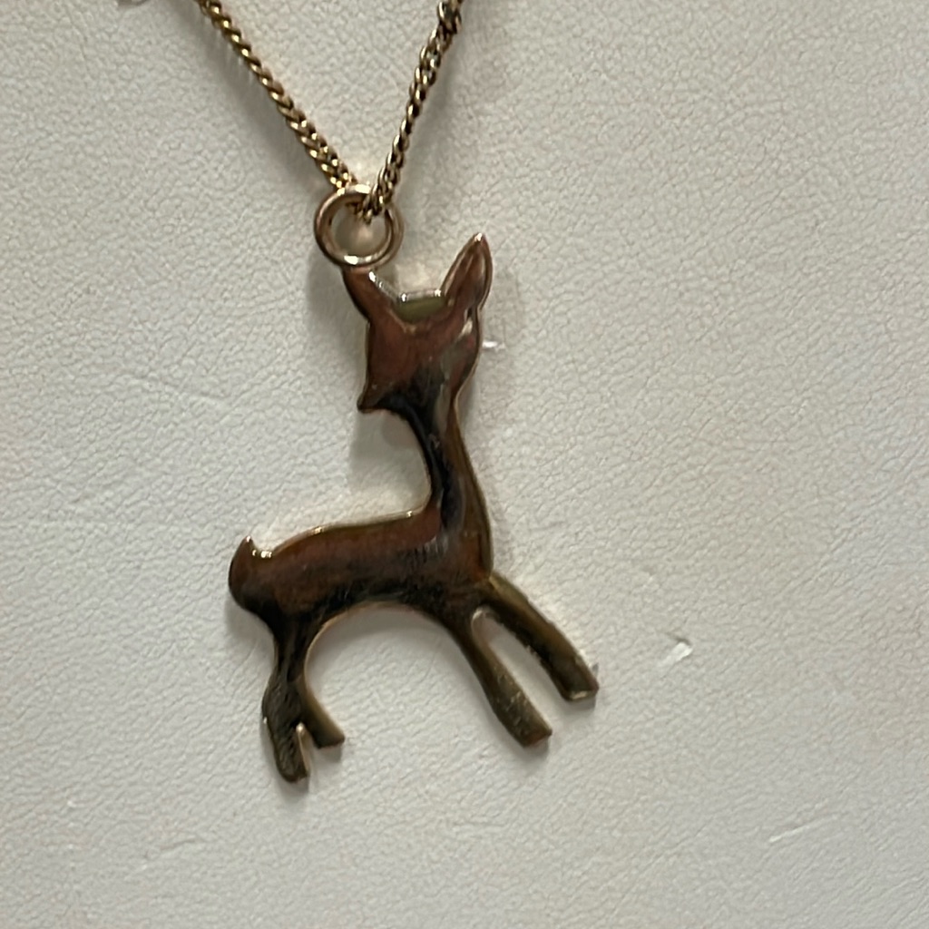Vintage 16 Reindeer Pendant Necklace C Spring Clasp Vintage 16 Reindeer Pendant Necklace C Spring Clasp